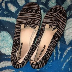 Airwalk slip on shoes